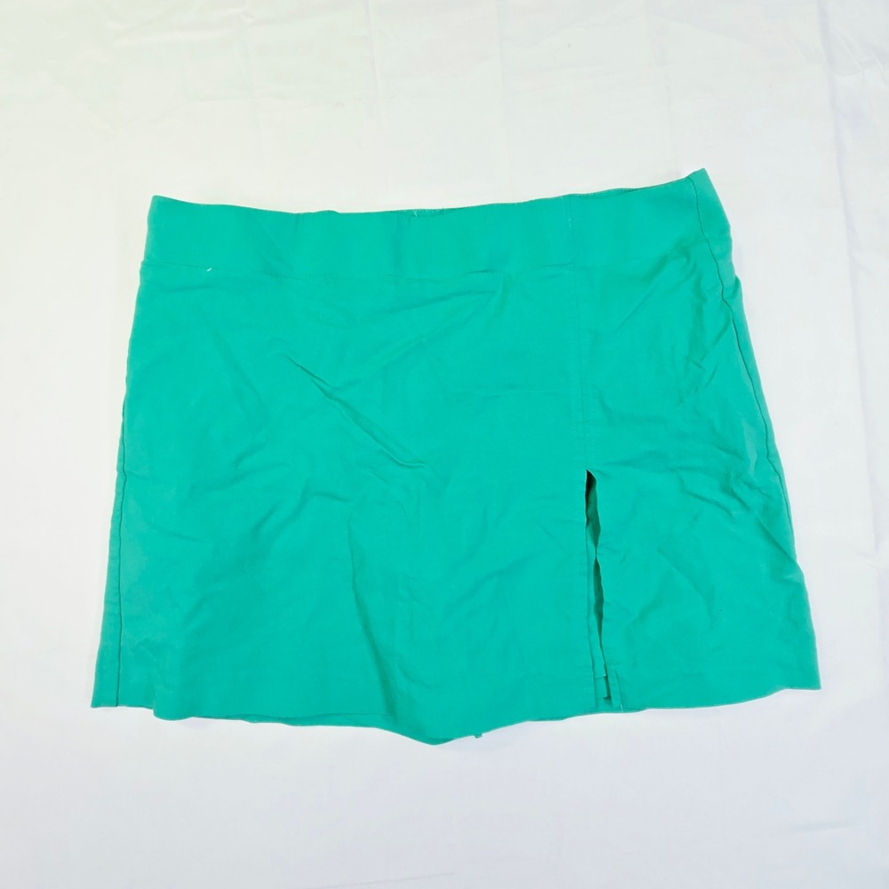Rafaella Women's Skort Size Large Green Front Slit Casual Active Skirt Shorts